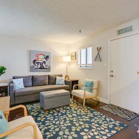 Newly Renovated Hilton Head Retreat, Walk To Beach Хилтън Хед Айлънд Екстериор снимка