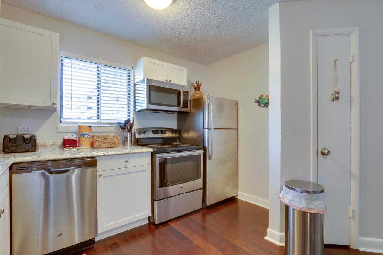 Newly Renovated Hilton Head Retreat, Walk To Beach Хилтън Хед Айлънд Екстериор снимка